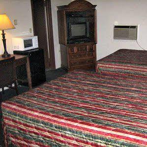 Delta Motel เบย์ซิตี้ ภายนอก รูปภาพ